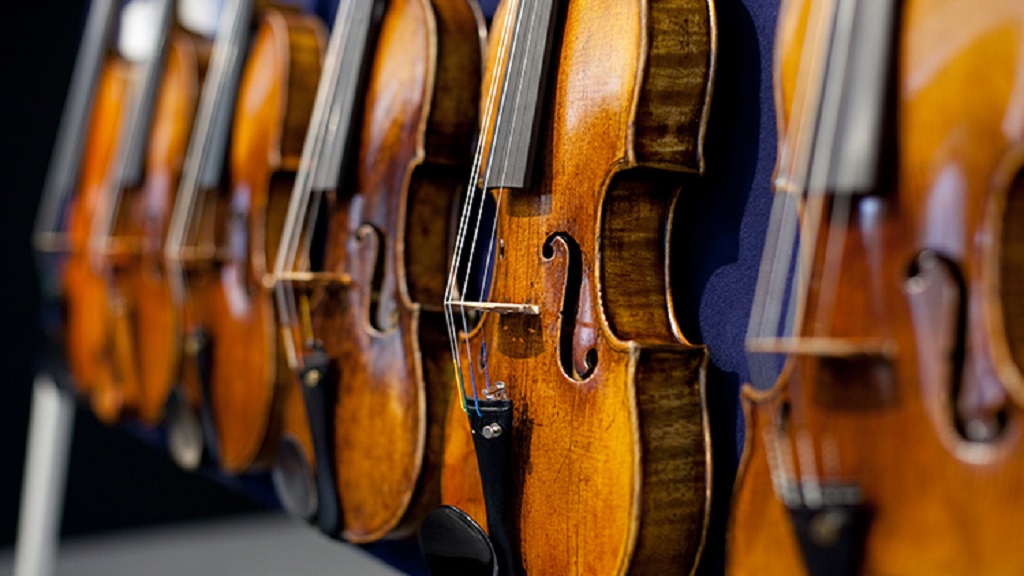 Rare “Tsar Nicholas” violin will be auctioned by Ingles & Hayday