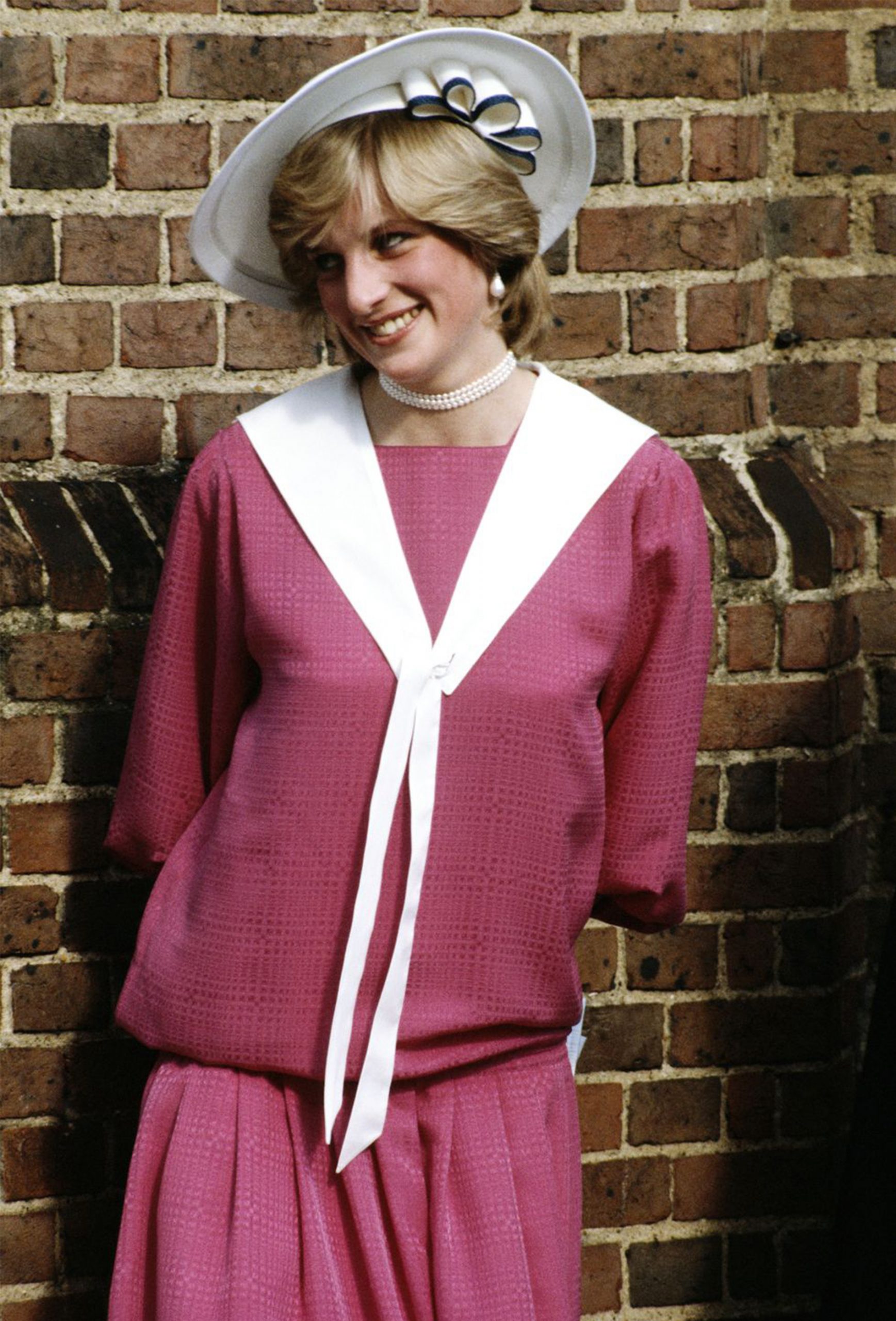 Читать недетские сказки принцесса диана маш